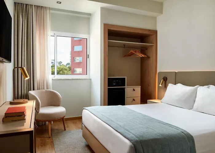 Dom Jose Beach Hotel
